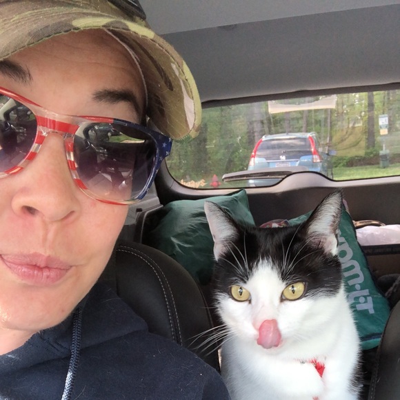 Meet your Posher, Em - Picture 6 of 8